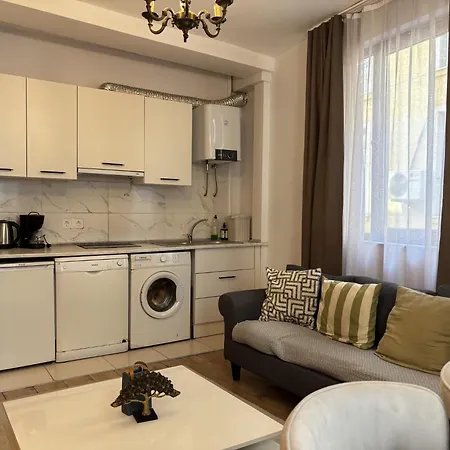 Stylish 2br Flat Near Grand Bazaar Eminoenue Apartmán Istanbulská provincie
