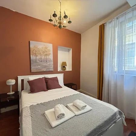 Stylish 2br Flat Near Grand Bazaar Eminoenue Appartamento Provincia di Istanbul